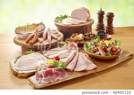 Ham and sausage platter Ham and sausage platter 40405110