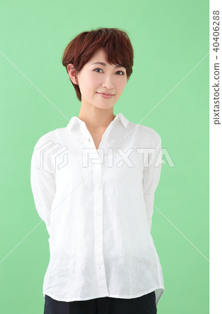 中年女子肖像 40406288