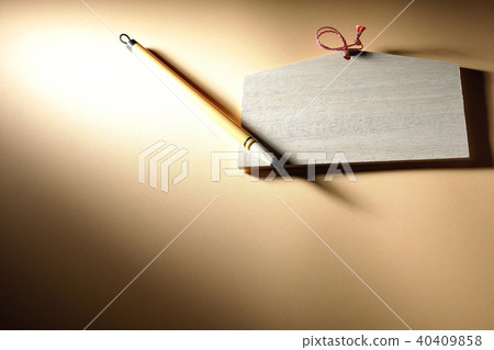 Ema and writing brush 40409858