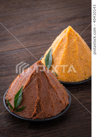 Miso together with red miso Miso together with red miso 40410143