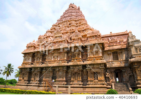 Brihadisvar temple southern entrance mukhamandapa 40410693