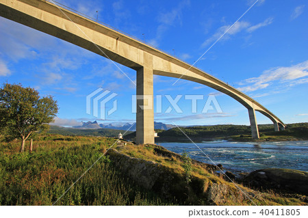 Bridge over the fjord of the whirlpools of the maelstrom of Saltstraumen, Nordland, Norway Bridge over the fjord of the whirlpools of the maelstrom of Saltstraumen, Nordland, Norway 40411805