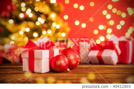 Christmas decoration with abstract background Christmas decoration with abstract background 40412803