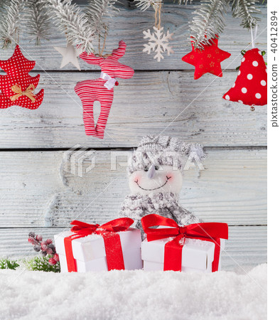 Christmas still life decoration with wooden background Christmas still life decoration with wooden background 40412894