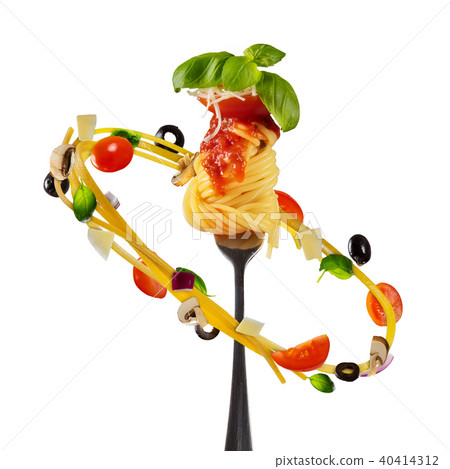 Flying italian pasta with vegetable and fork, isolated on white background 40414312