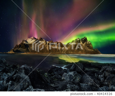 Vestrahorn Stockknes mountain range with aurora borealis, Iceland. 40414316