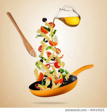 Concept of flying food preparation with traditional italian pasta 40414825