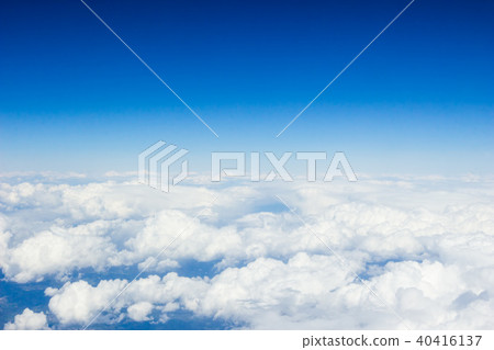 Beautiful view above clouds 40416137