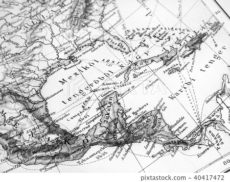 Old map Central America 40417472