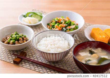 吃飯的形象 吃飯的形象 40417512