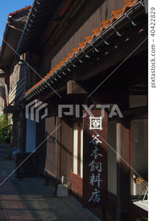 Kurayoshi's red tile 40422829