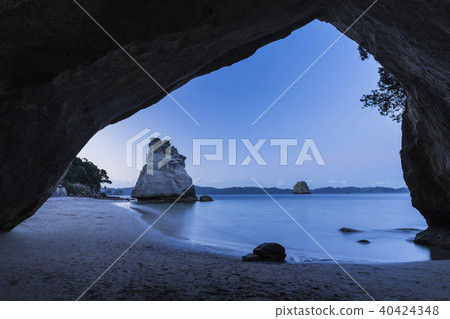 新西蘭科羅曼德半島大教堂灣 40424348