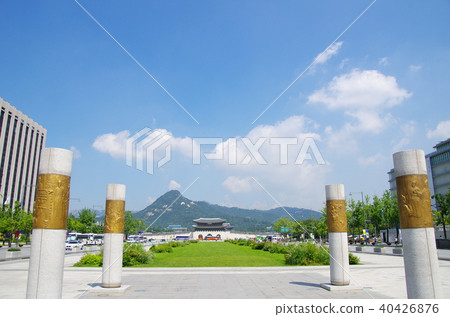 Gwanghwamun Square (Seoul, South Korea) Gwanghwamun Square (Seoul, South Korea) 40426876