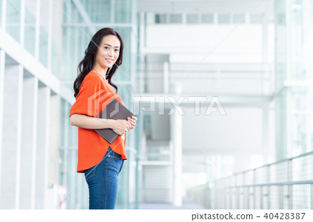 Business woman 40428387