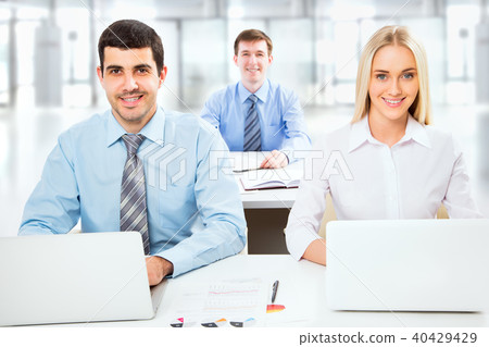 Business people 40429429