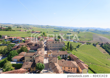 Barbaresco town aerial view, Langhe, Italy Barbaresco town aerial view, Langhe, Italy 40431419
