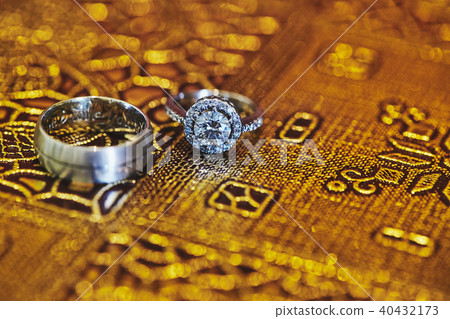 Engagement rings focus on the bride diamond ring Engagement rings focus on the bride diamond ring 40432173