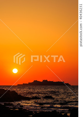 Sunset road on the warship island Sunset Road [Takahama Town, Nagasaki prefecture] 40436231
