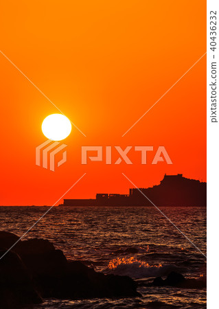 Sunset road on the warship island Sunset Road [Takahama Town, Nagasaki prefecture] 40436232