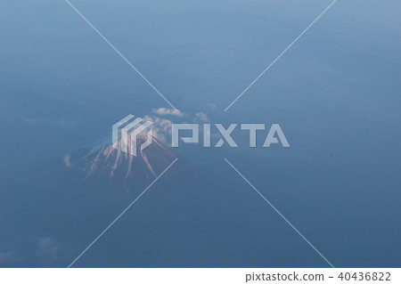 從飛機上的富士山 40436822