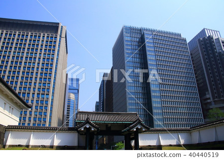 Tokyo Otemon and high-rise buildings 40440519