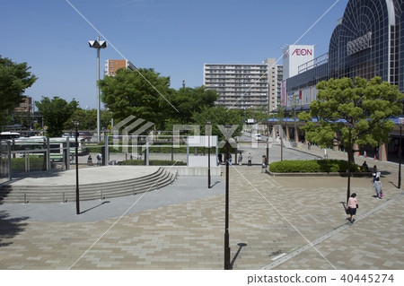 Urayasu May 40445274