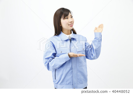 Woman dressed in work clothes Woman dressed in work clothes 40448052
