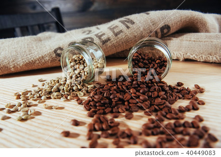 Cheese and green beans in coffee bag made from burlap 40449083