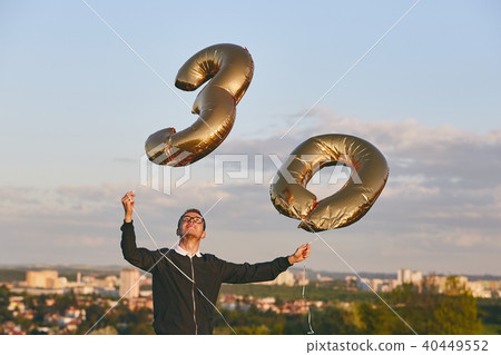 Man celebrates thirty years birthday 40449552