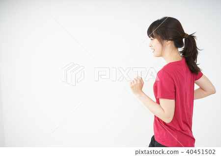 年輕女士節食 40451502