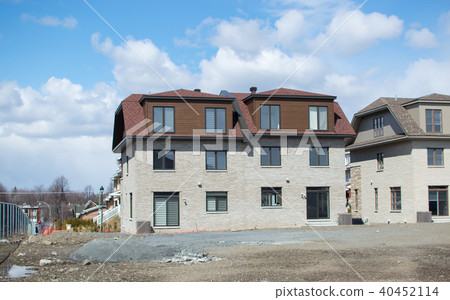Luxury house in Montreal, Canada against blue sky Luxury house in Montreal, Canada against blue sky 40452114