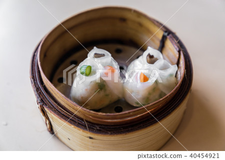 Dim sum 40454921