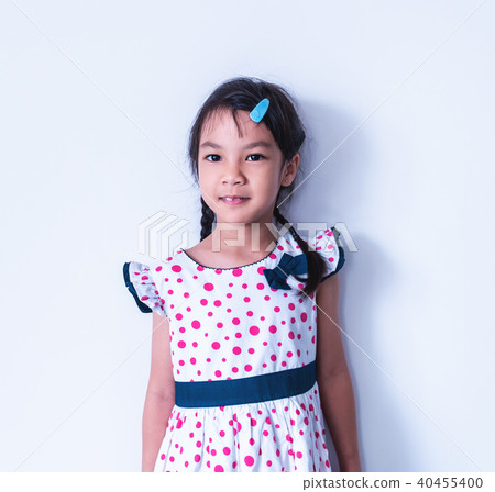 Little girl portrait hand in sweet vintage dress Little girl portrait hand in sweet vintage dress 40455400