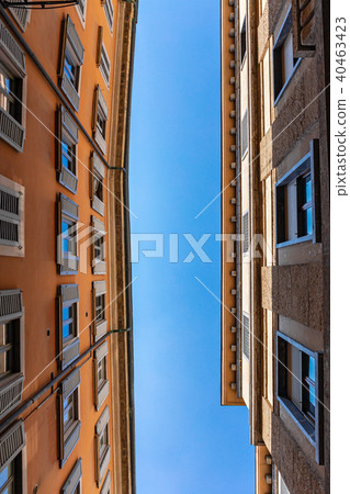 Typical Milan street 40463423