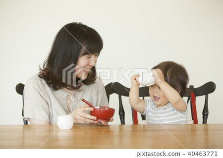 Baby Food  40463771