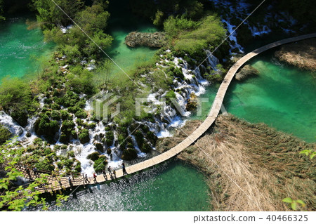 Croatia Plitvice Trek 40466325