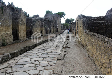 Landscape of Pompeii ruins, Italy 40466585