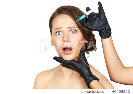 girl getting beauty injection girl getting beauty injection 40469230