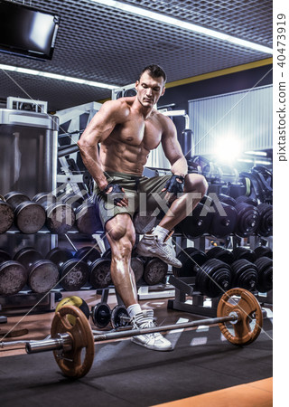 bodybuilding 40473919