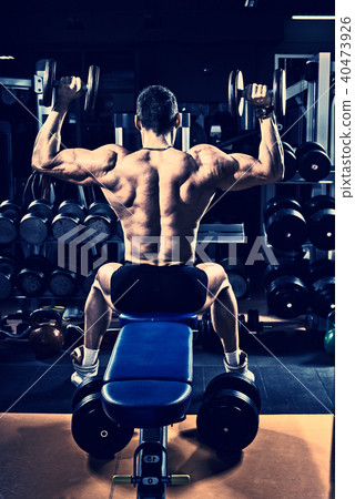 bodybuilder in gym 40473926