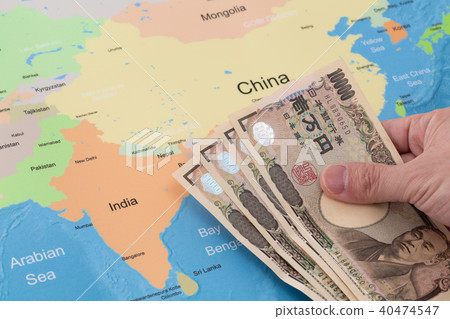 錢和地圖 錢和地圖 40474547