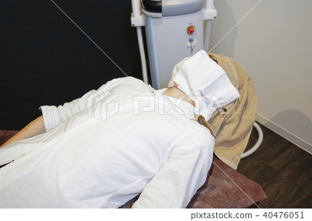 Male men's esthetic beard hair loss hair salon laser treatment chin nose ridge rasp launder beautiful skin permanent depilation unwanted hair treatment Male men's esthetic beard hair loss hair salon laser treatment chin nose ridge rasp launder beautiful skin permanent depilation unwanted hair treatment 40476051