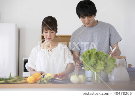 Couple kitchen Couple kitchen 40478266