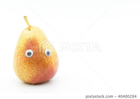 Featured Seal / Pear (var: Foel): Wiggly-eyed Pear cv. Forelle 40480284