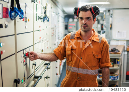 Marine engineer officer starts or stops main engine of ship Marine engineer officer starts or stops main engine of ship 40483330