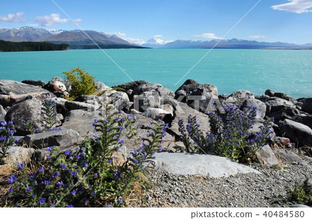 普卡山,普卡基湖 普卡山,普卡基湖 40484580