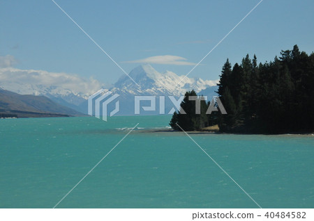 普卡山,普卡基湖 普卡山,普卡基湖 40484582