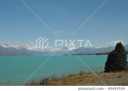 普卡山,普卡基湖 普卡山,普卡基湖 40484584