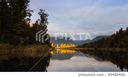 Beautiful landscape Lake Matheson in New Zealand. Beautiful landscape Lake Matheson in New Zealand. 40486488