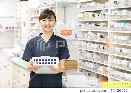 Dispensing pharmacy Pharmacy 40486912